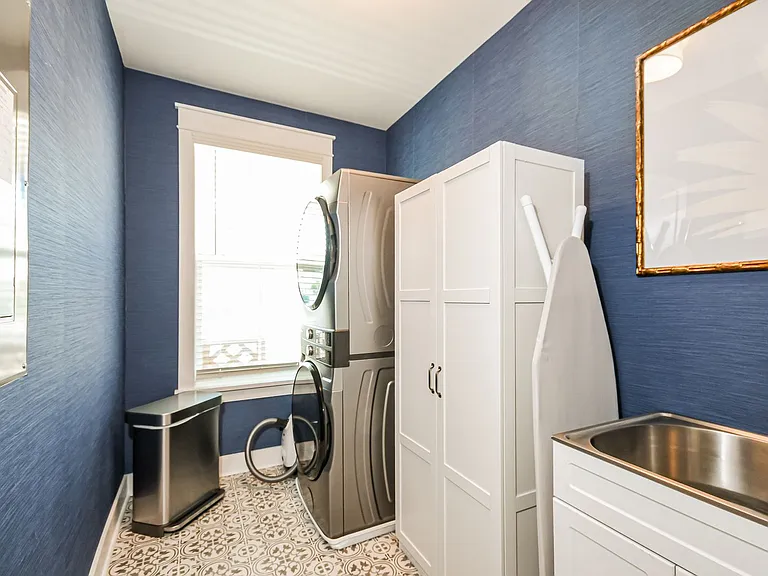 2242 Tillage St — Photo 15