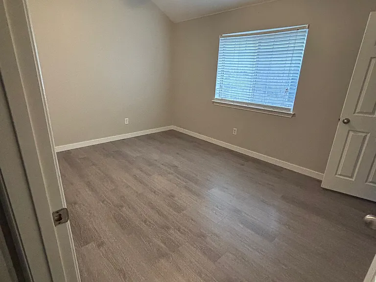 5201 Crossvine Ln — Photo 13
