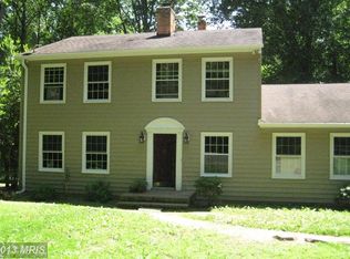 608 Aaron Mountain Rd, Castleton, VA 22716