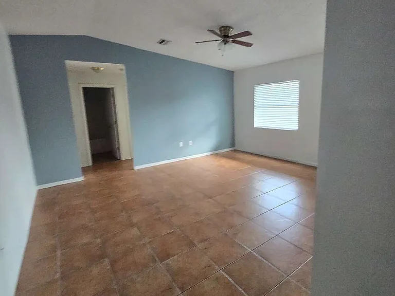 5085 Courtland Rd — Photo 10