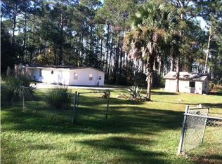 732 Wellborn Ave, Carrabelle, FL 32322