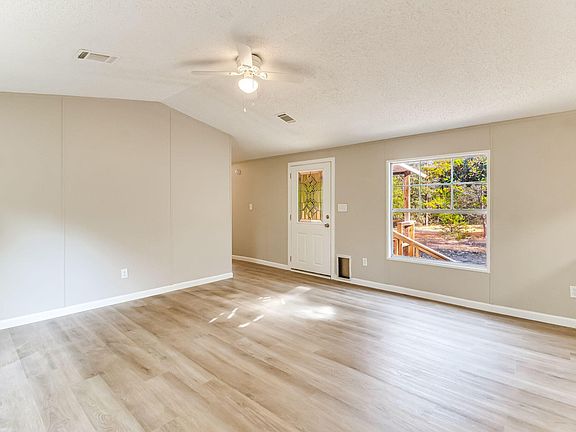 5th image of 169 White Rd