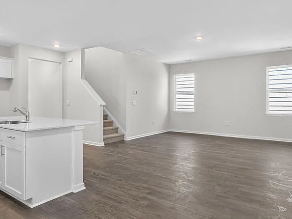 1416 White Verona Way — Photo 14