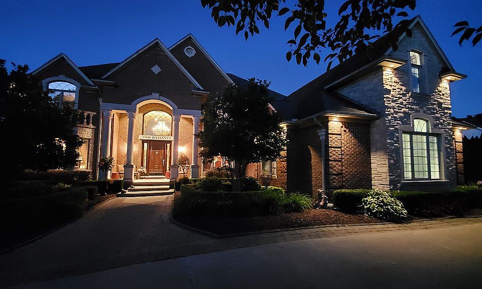 1st image of 57018 Juliann Ct