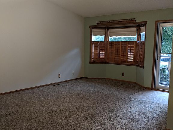 2nd image of 3307 S 52nd St