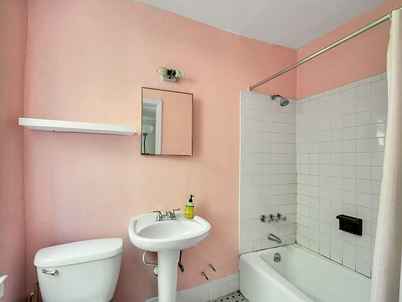5th image of 57 Joralemon St #3R
