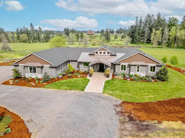 17932 S Hattan Rd, Oregon City, OR 97045