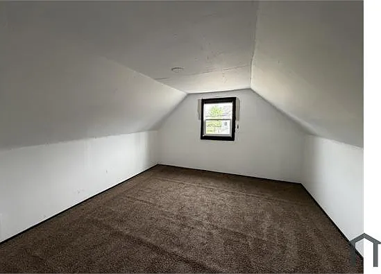 5015 Hamm Ave — Photo 5
