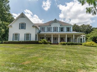5090 Hazel Ferguson Dr, Fairfax, VA 22030