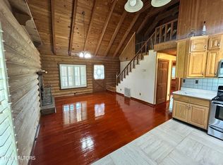 466 Greene Ln, La Follette, TN 37766