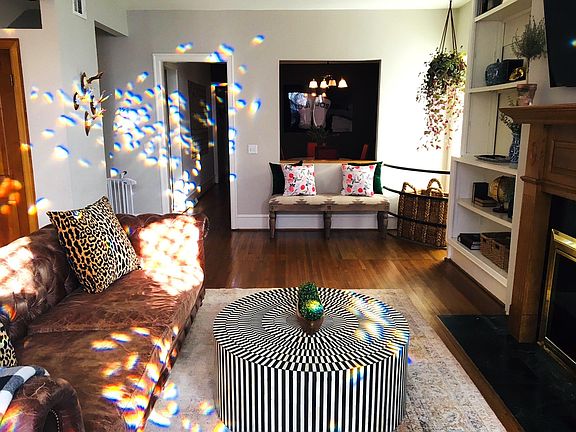 4th image of 852 W Gunnison St #1