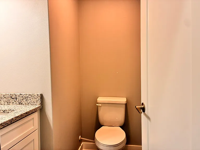 2308 SE Chayse Ln — Photo 5