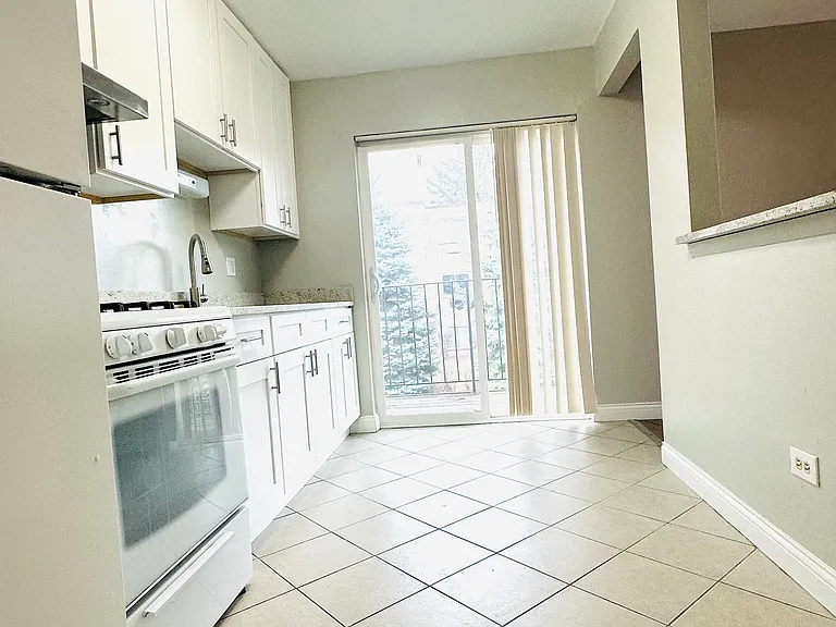390 Inland Dr #2A — Photo 13