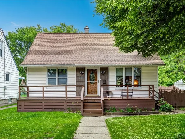 3317 D St, Niagara Falls, NY 14303