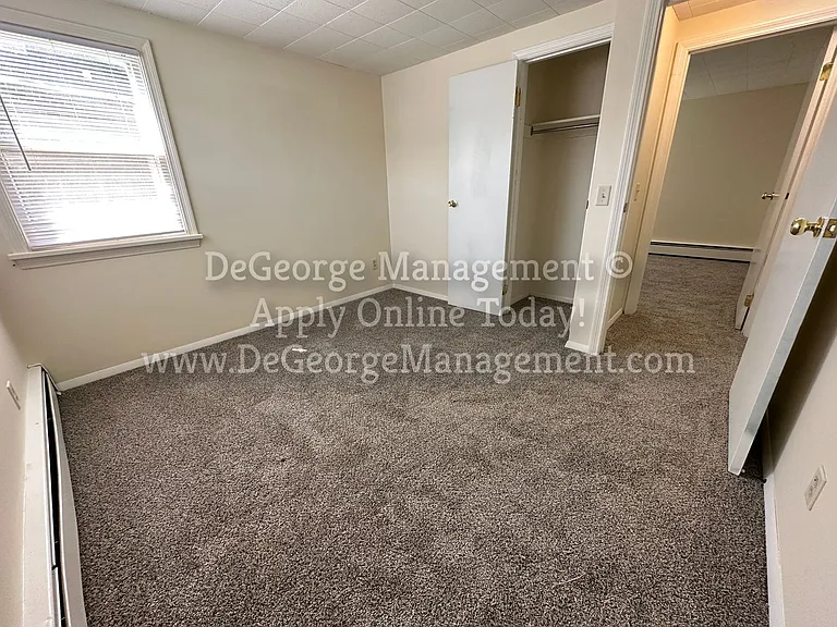 Walworth Garden Apartments — Photo 109