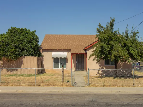 1186 E Whittaker Way, Dinuba, CA 93618