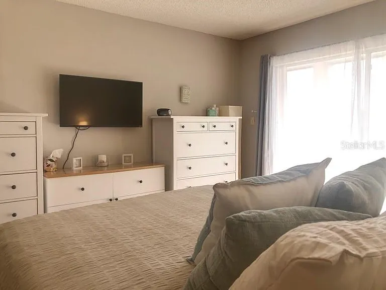 1358 Rock Dove Ct #7 — Photo 8