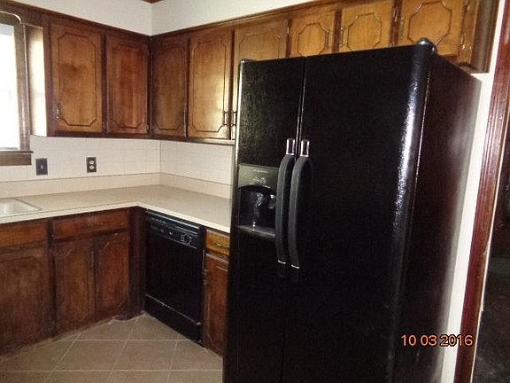 Plentiful Kitchen Cabinetry
