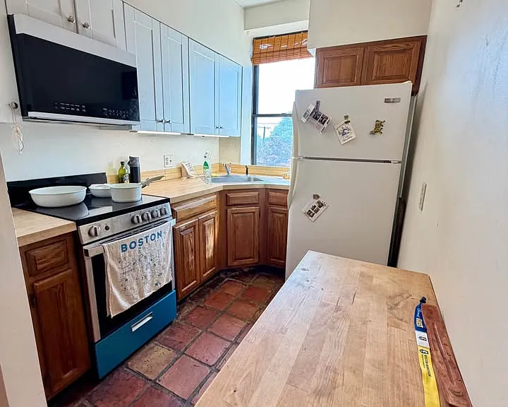31 Fort Ave #2 — Photo 11