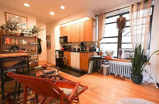 Rented by Metropolitan Property Group | media 11