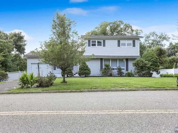 507 West Ave, Northvale, NJ 07647