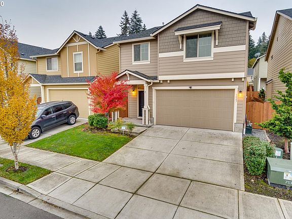 2nd image of 3007 NE 75th St