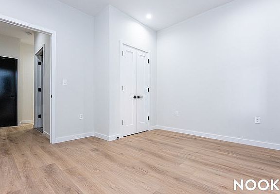 3rd image of 145 Somers St #1