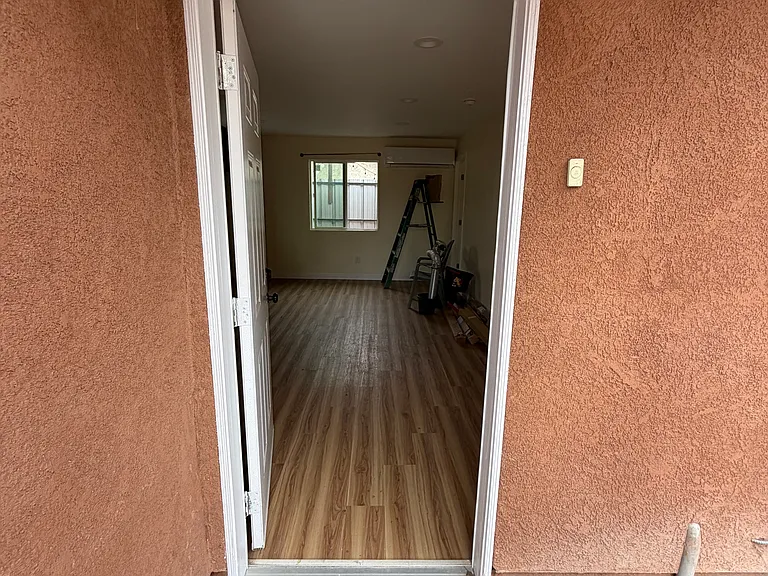 2134 E Shauer St — Photo 5