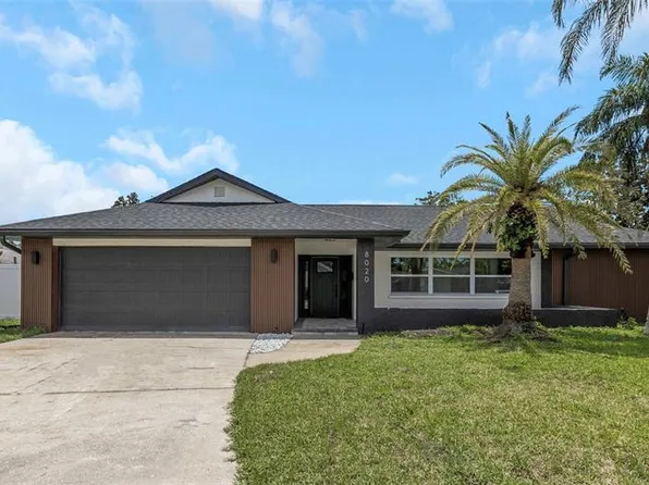 8020 Cranbrook Ct, Seminole, FL 33777