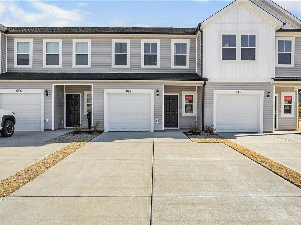 1st image of 647 Hampton Drive #5c