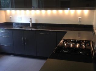 47-1 Algonquin Rd #2, Chestnut Hill, MA 02467