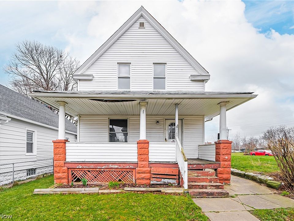 1st image of 3153 W 70th St