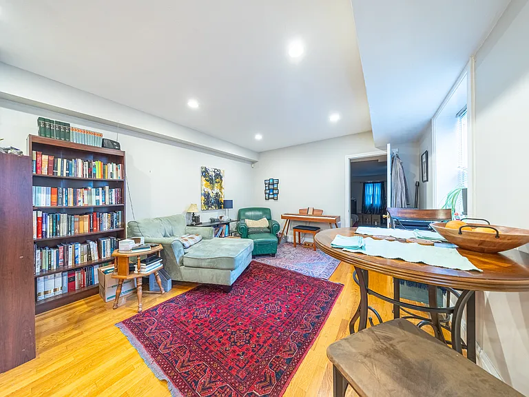 1720 Beacon St #1 — Photo 8