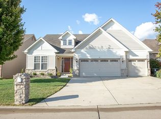 195 Berry Manor Cir, Saint Peters, MO 63376