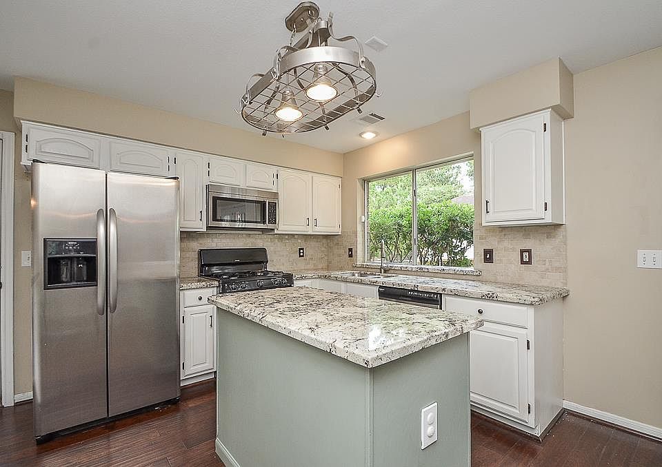 1st image of 7442 Shangrila Ln