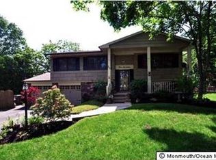 317 Union Hill Rd, Manalapan, NJ 07726