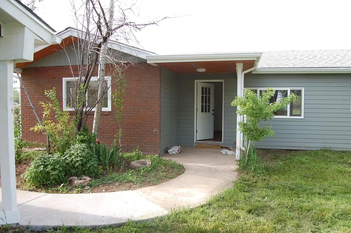 3 bed, 1533 sqft, $3,200 — Photo 2