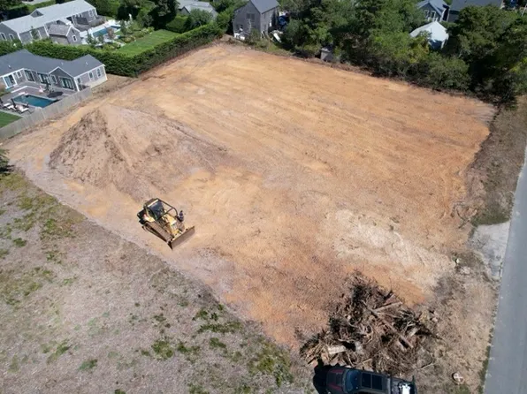 5 Gray Ave Lot 178, Nantucket, MA 02554