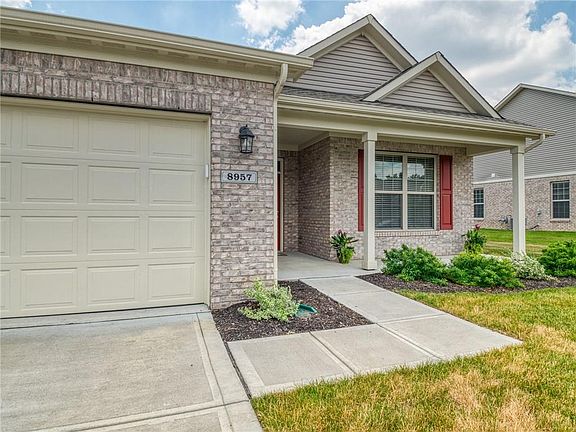 3rd image of 8957 Stoney Meadow Blvd