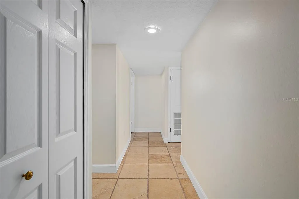 2 bed, 2.0 bath, 1248 sqft, $2,650 — Photo 4