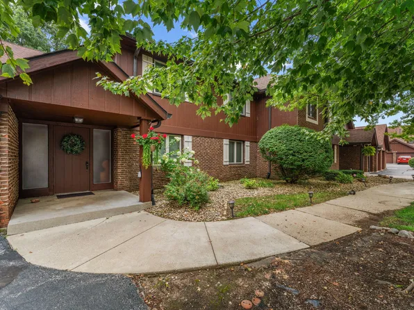 2511 E Lakeshore Dr Unit A-2, Crown Point, IN 46307