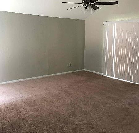 5th image of 6418 Ivyknoll Dr