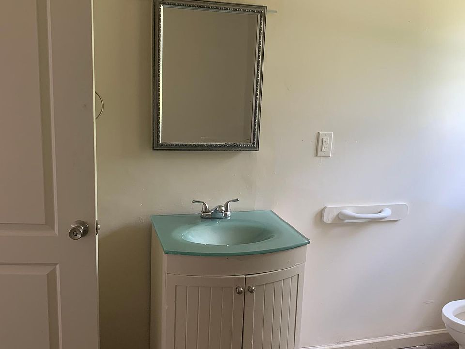 2nd image of 3846 Alpaca Rd