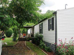 3250 Shingle Gap Rd, Millers Creek, NC 28651