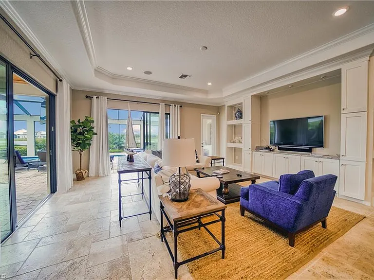 9902 Corso Bello Dr — Photo 9