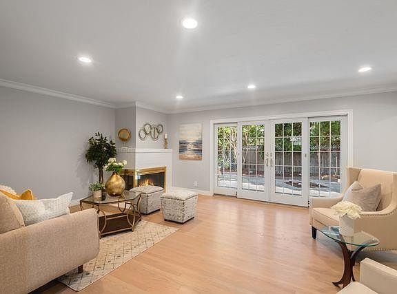 5th image of 1568 Warbler Ave