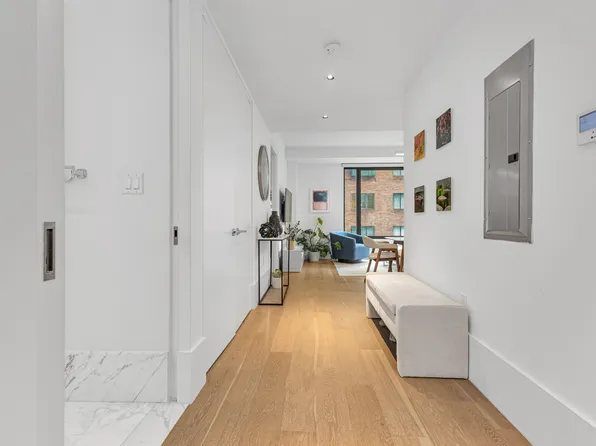 429 Kent Avenue image 3 of 18