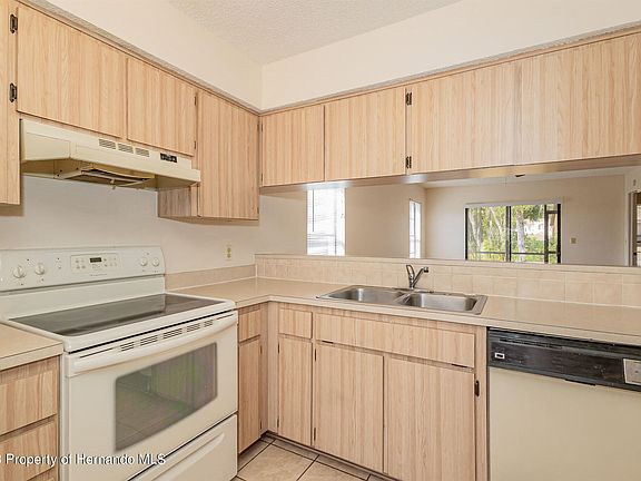 5th image of 7477 Mead Dr