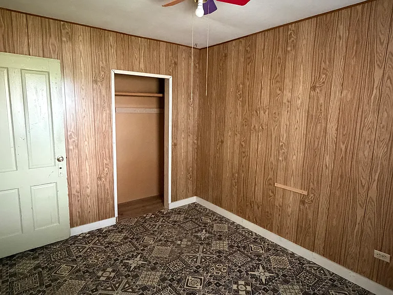 802 Woods Rd — Photo 5