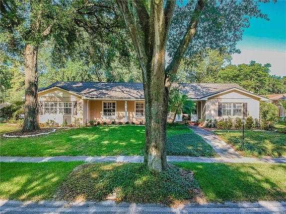 3rd image of 1630 King Arthur Cir
